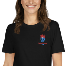 Lade das Bild in den Galerie-Viewer, T-Shirt Unisex mit Stickerei - Skull RB
